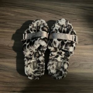 Cheetah ugg slippers